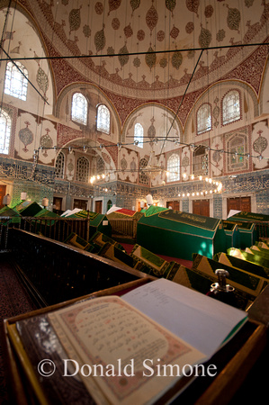 Tomb of Hatice Turhan Valde Sultan Turbesi, Istanbul