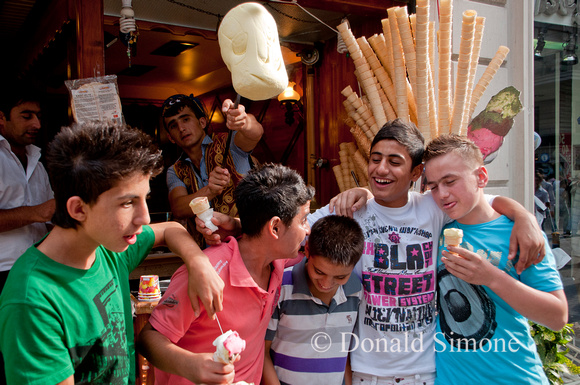 Kids eating ice cream on Istiklal Caddesi in Beyoglu, Istanbul