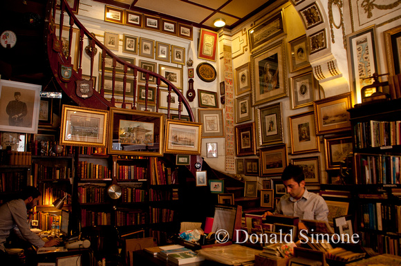 Bookstore on Istiklal Caddesi in Beyoglu, Istanbul
