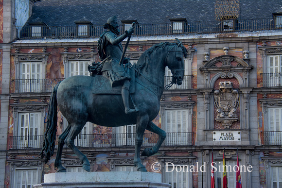 Equestrian statue of Felipe III in Plaza Mayor, Madrid